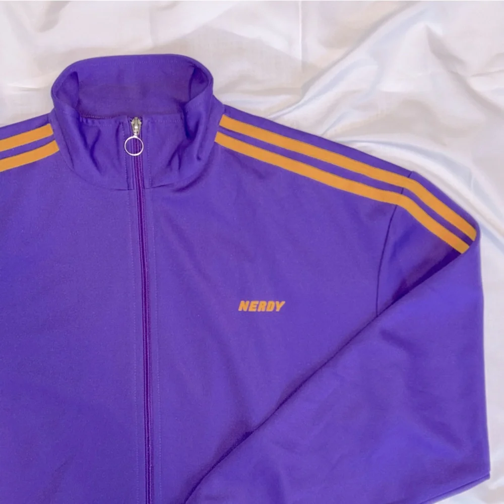 NERDY Tracksuit Set - Picture 4 of 9